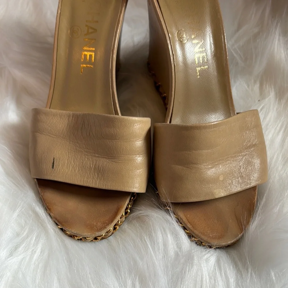 Chanel Chic Beige Wedge Sandals size 36 C